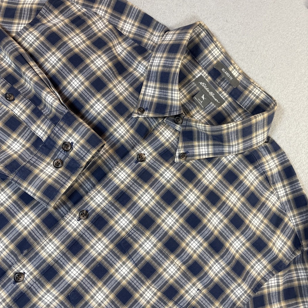 Eddie Bauer Men's Plaid Button‎ Down Long Sleeve Relaxed Fit Shirt Large